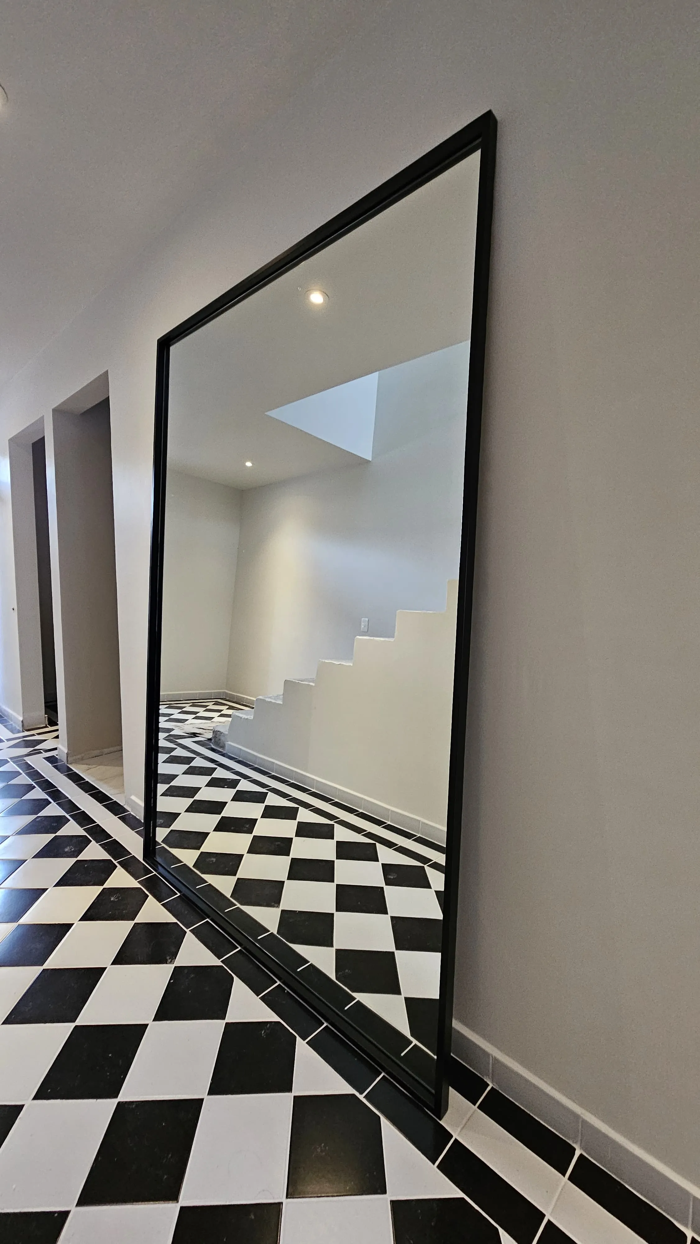 Espejo con Marco Negro